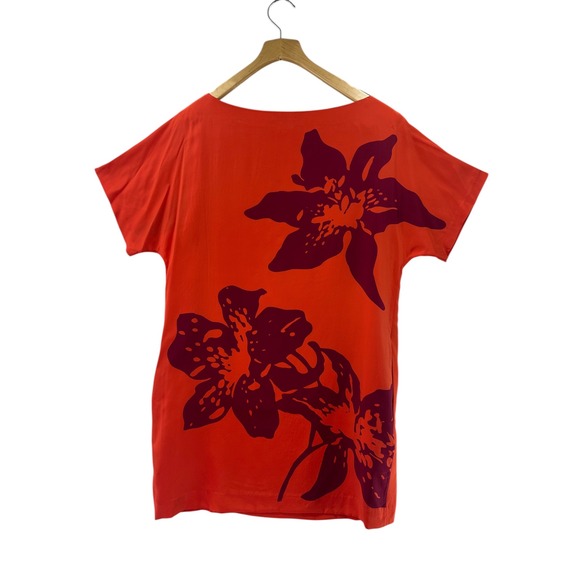 Banana Republic Tops - Banana Republic Red Floral Short Sleeve Tunic